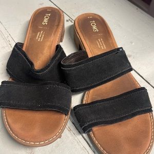 Toms sandals